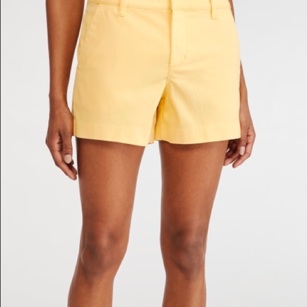 Meritage chino shorts yellow size 2